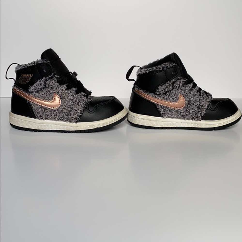 Black Nike Air Toddler size 6c